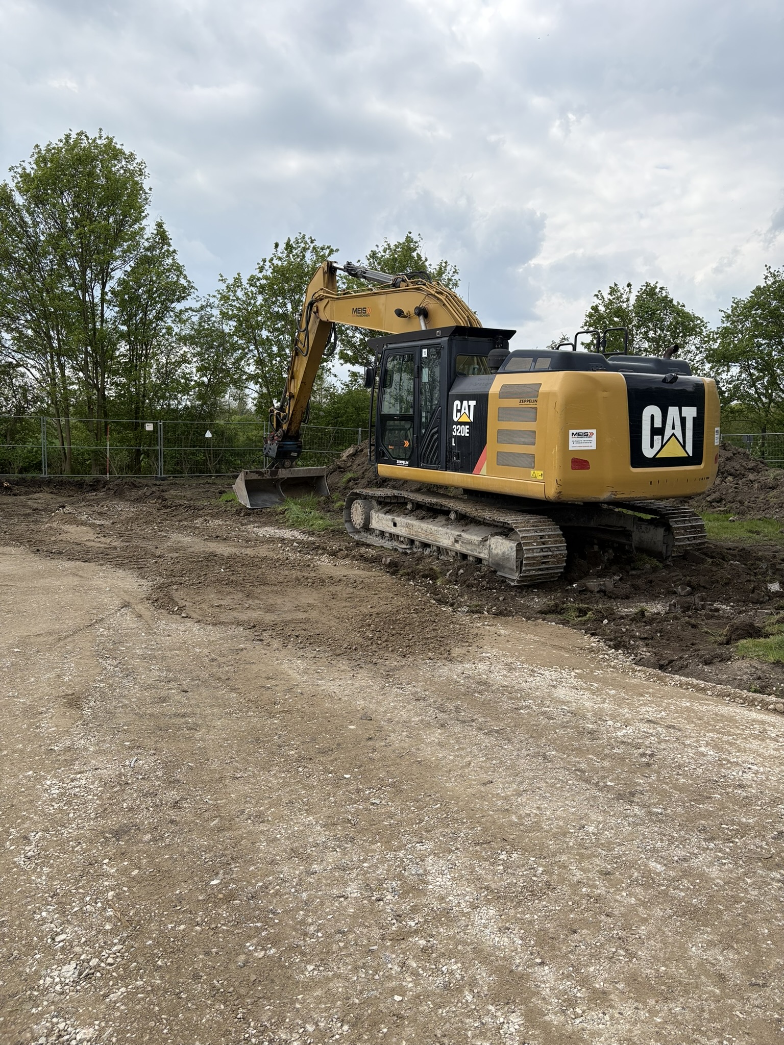 Caterpillar 320E